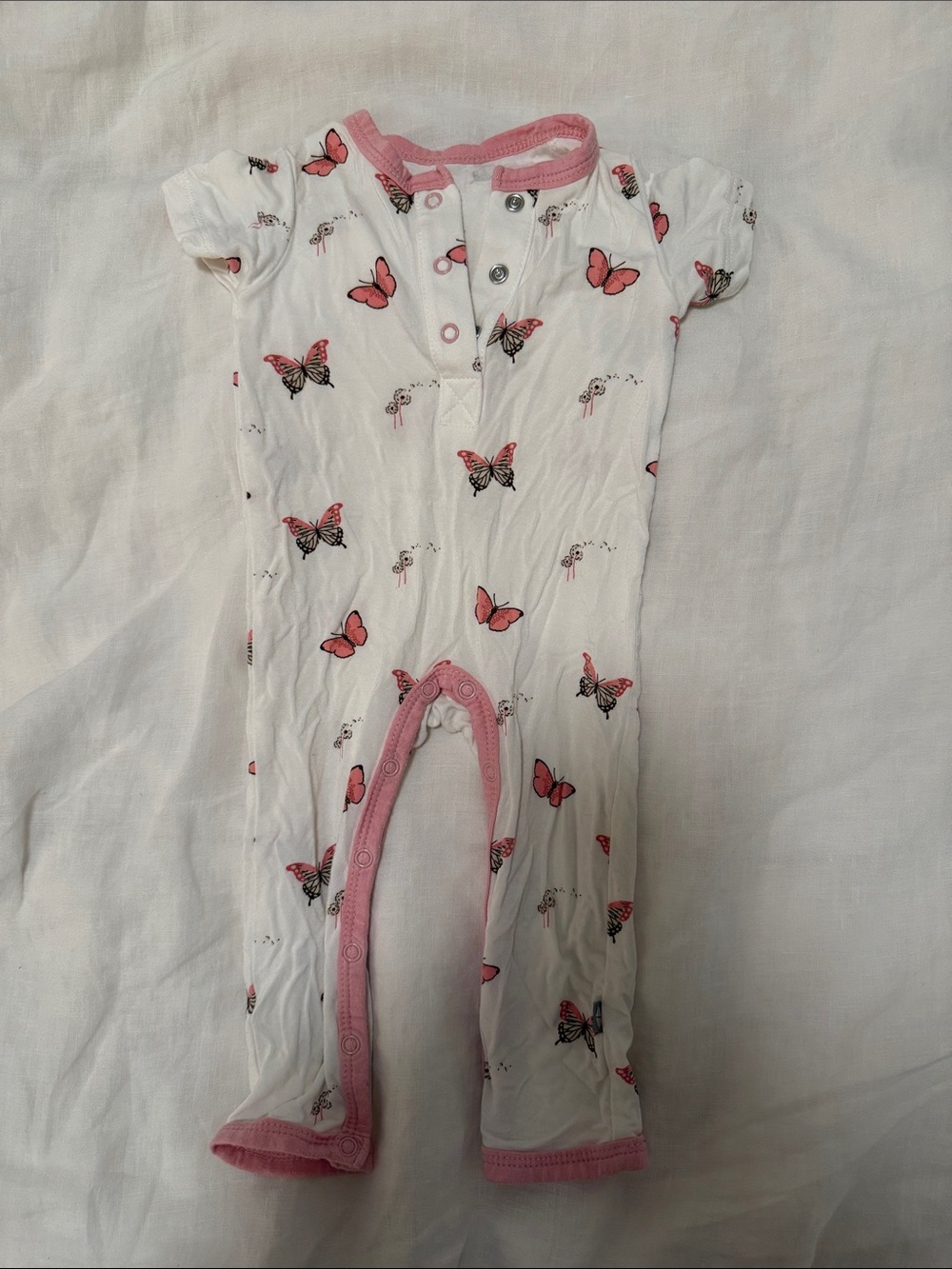 Kyte BABY White Footie with Pink Butterfly Print